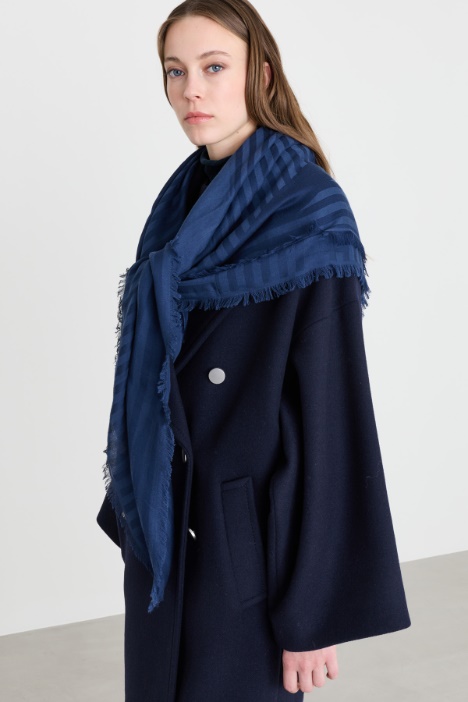 Oversized square shawl - Intrend
