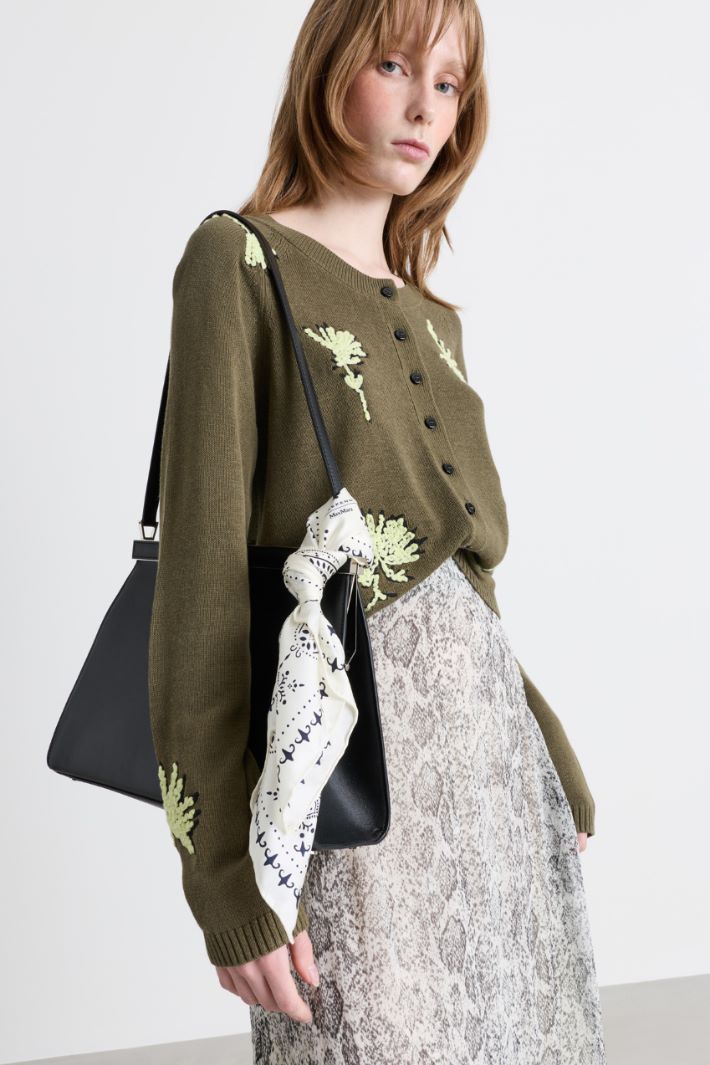Printed Silk Twill Scarf - WHITE BLACK - Intrend