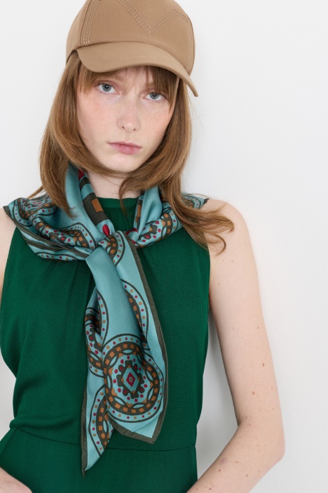 Printed silk carré - Intrend