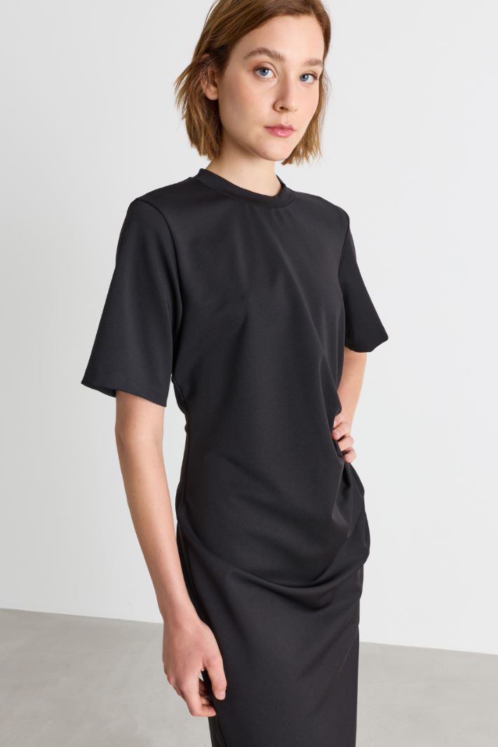 Abito in jersey con spacco laterale  - NERO - Intrend - 3