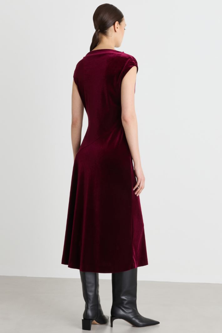 Stretch-velvet midi dress - BORDEAUX - Intrend - 4