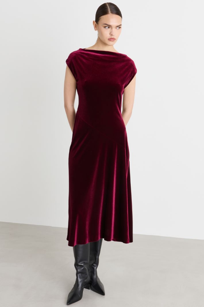 Stretch-velvet midi dress - BORDEAUX - Intrend - 2