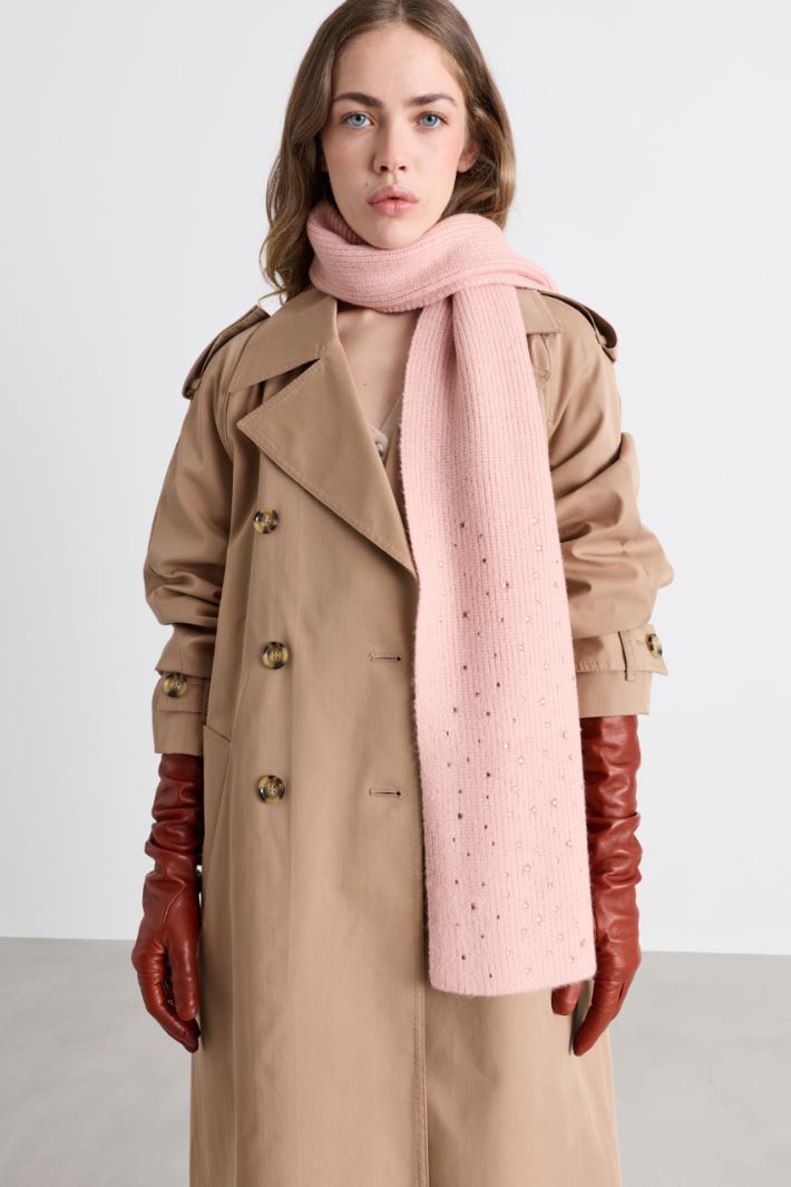 Rhinestone-Embellished Knitted Scarf - PINK - Intrend