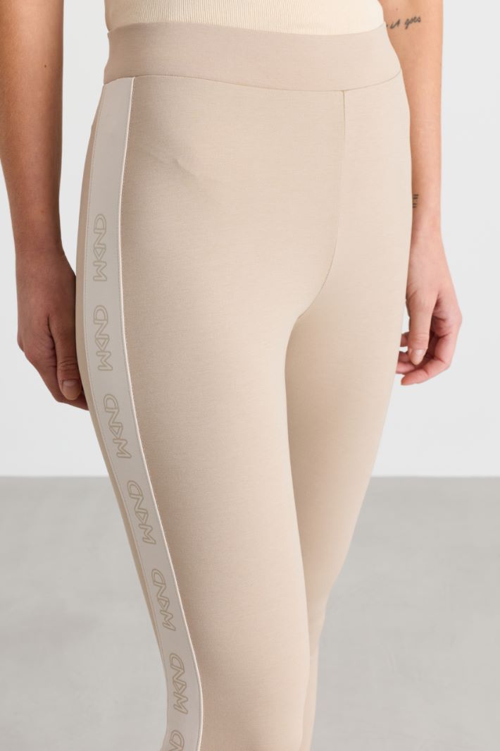 Technical jersey leggings - BEIGE - Intrend - 3