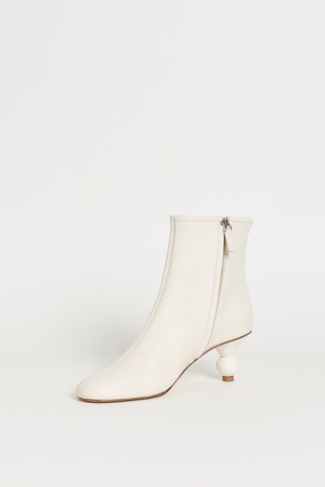 Stivaletto con tacco boule