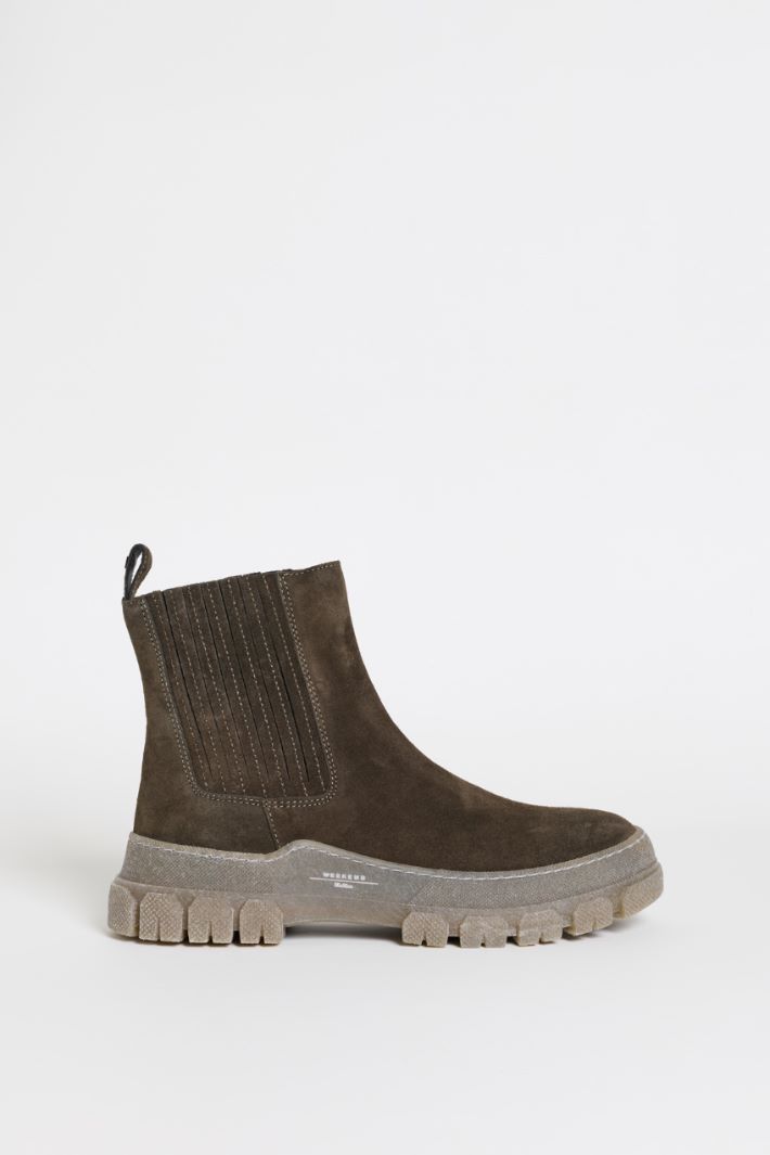 Suede Chelsea Boots - GREEN - Intrend