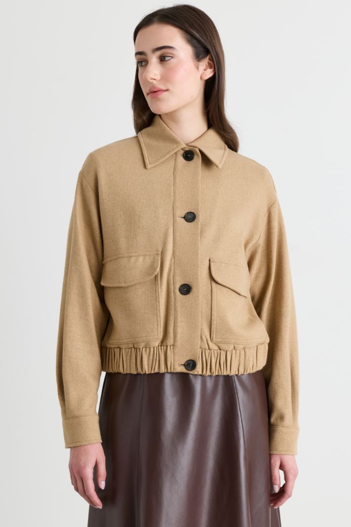 Jacket with oversized pockets - CAMEL - Intrend - 2