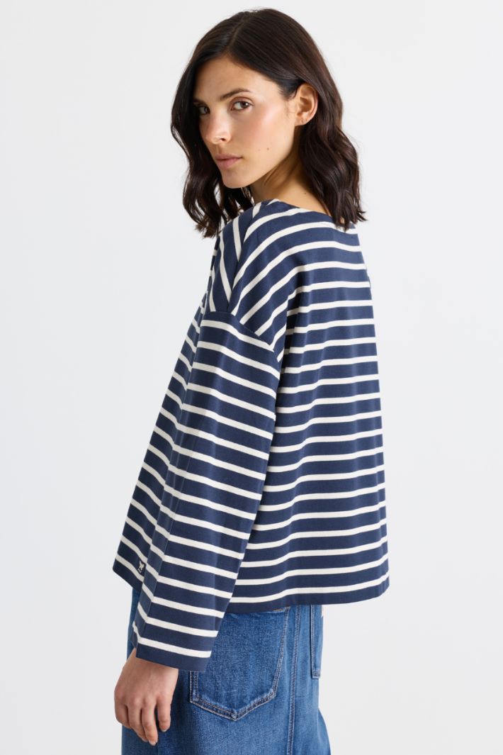Boxy boat-neck T-shirt - BLUE - Intrend - 4