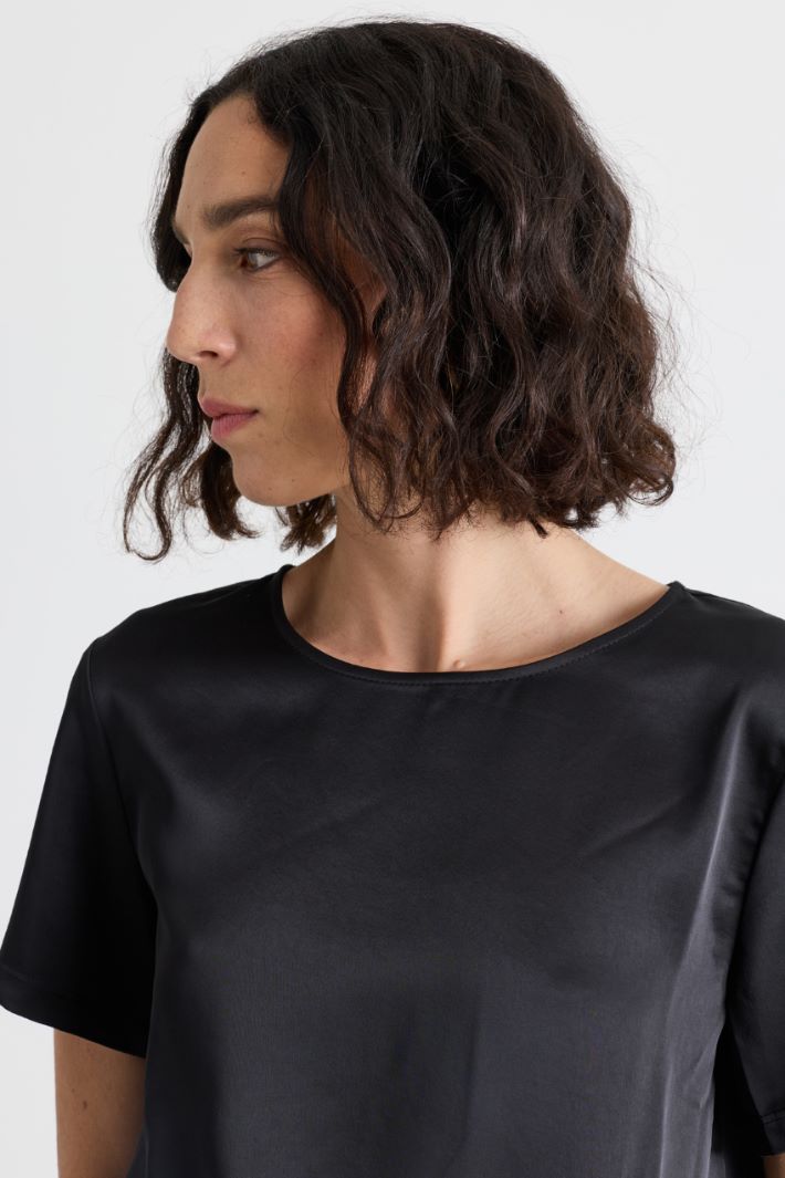 T-shirt con chiusura a goccia - NERO - Intrend - 3