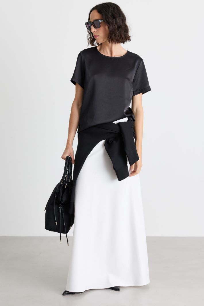 T-shirt con chiusura a goccia - NERO - Intrend