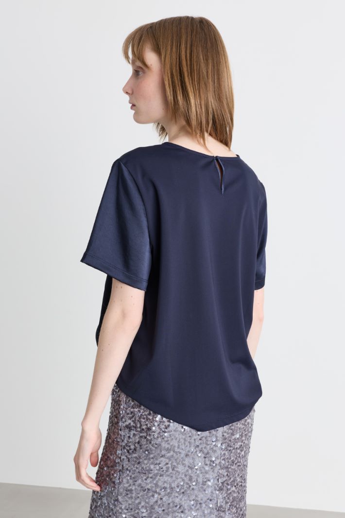 T-Shirt mit Tropfenausschnitt - BLAU - Intrend - 4