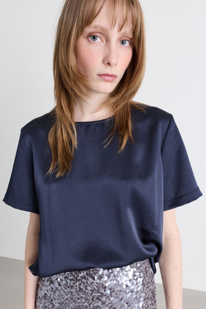 T-Shirt mit Tropfenausschnitt - BLAU - Intrend - 3