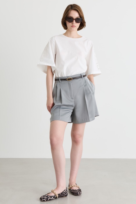 Top con ricami - Intrend
