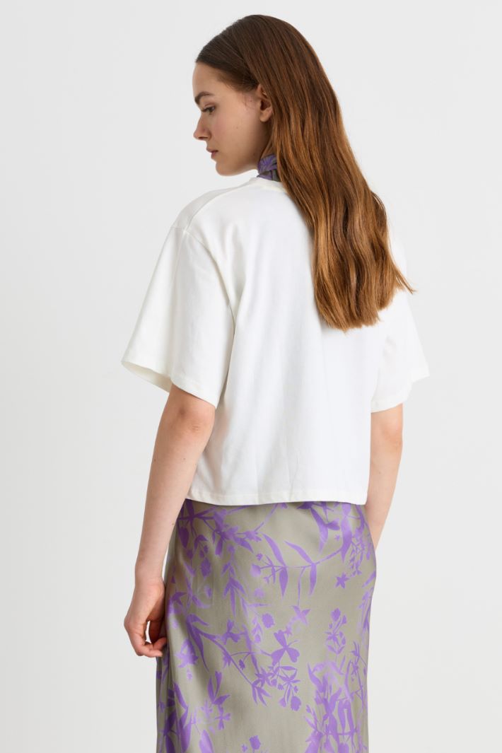 T-shirt in jersey con cristalli - ORO - Intrend - 4