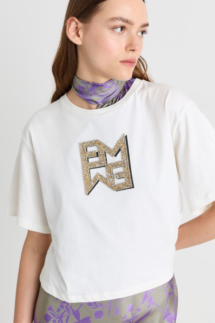 T-shirt in jersey con cristalli - ORO - Intrend - 3