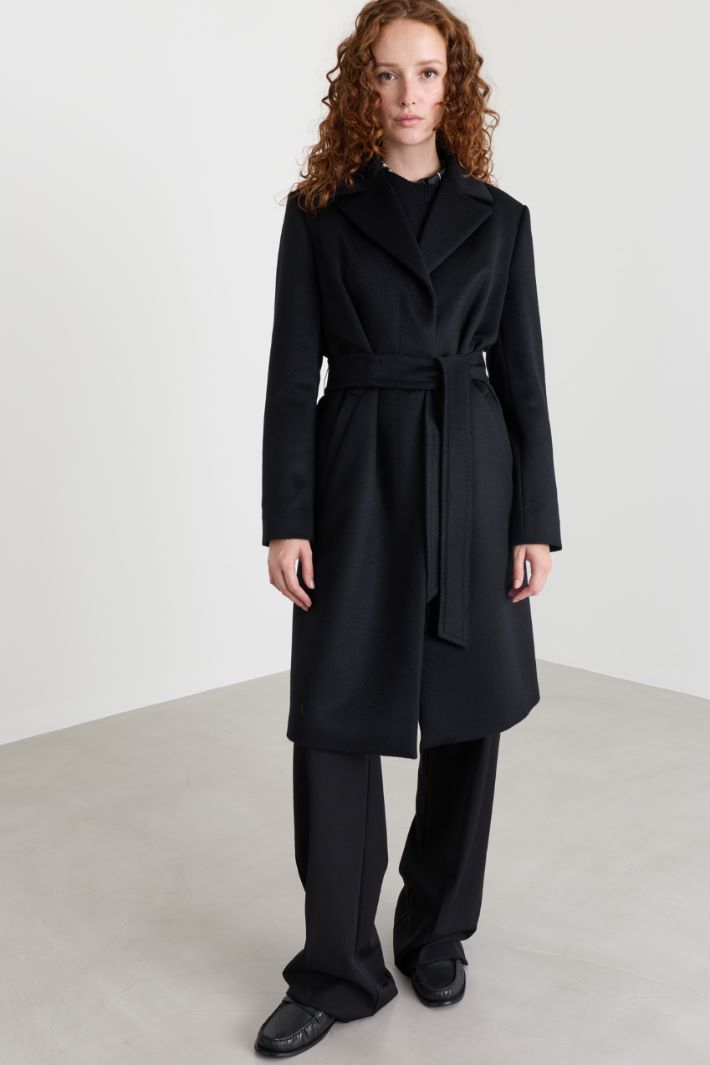 Cappotto in drap di puro cashmere con cintura - NERO - Intrend - 2