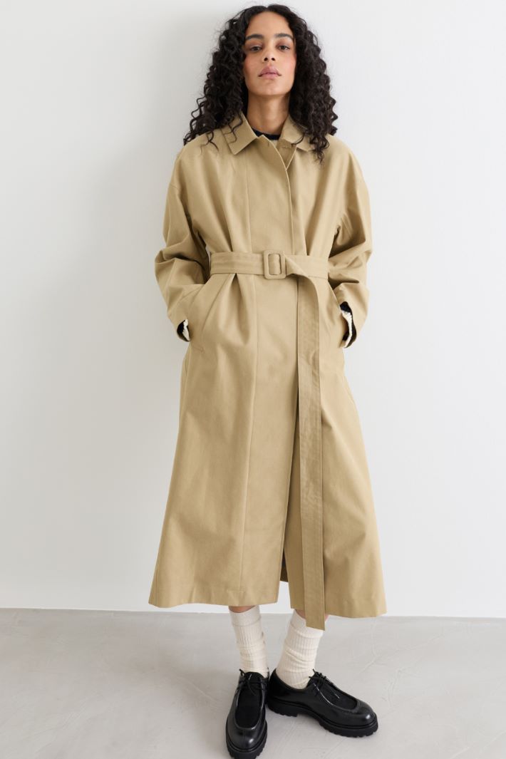 Trench en gabardine déperlante - BEIGE - Intrend - 2