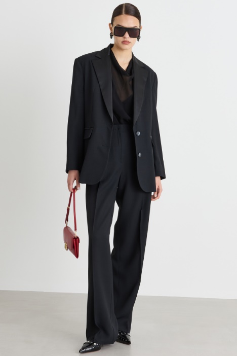 Blazer fluido estilo esmoquin - Intrend