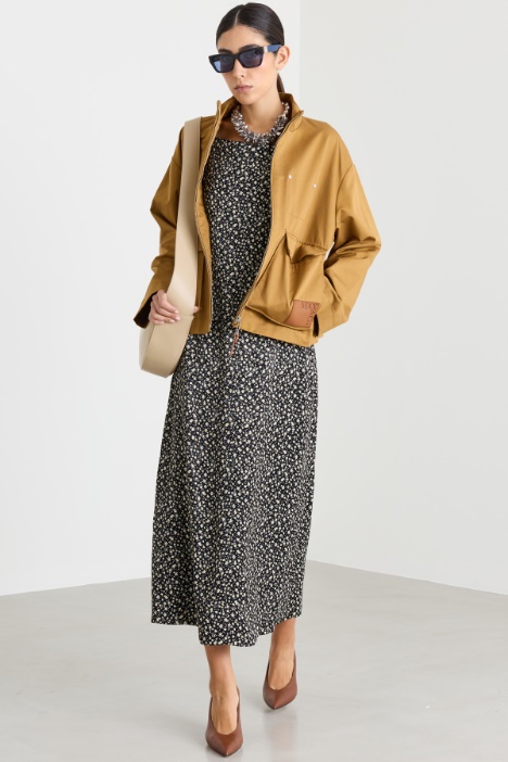 Chaqueta de gabardina con maxibolsillos - Intrend