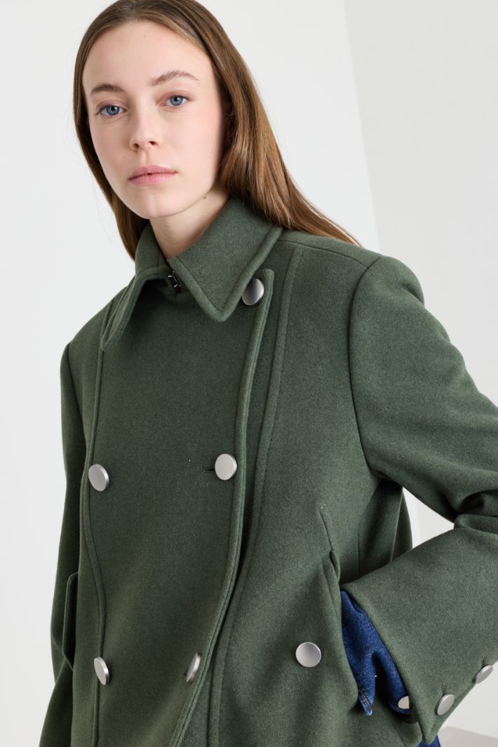 Marinière short double-breasted wool coat in double cloth - GREEN - Intrend - 3