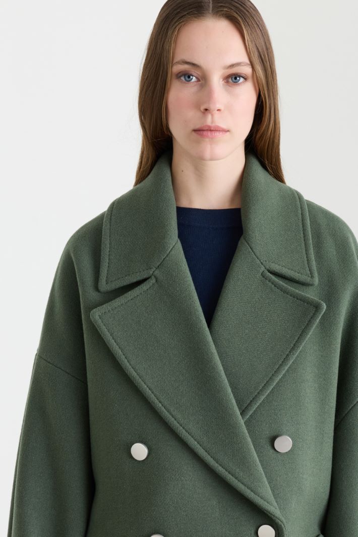 Oversized short double-breasted coat in broadcloth - GREEN - Intrend - 3