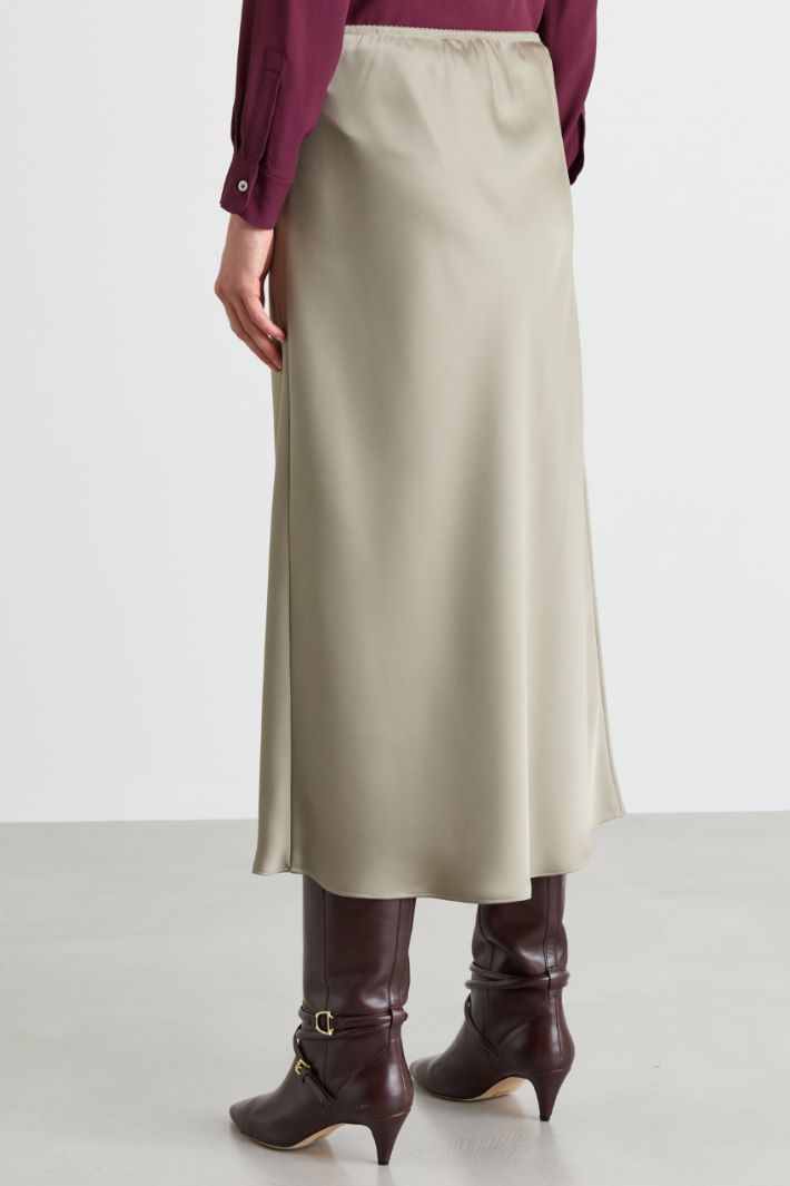 Jupe midi en satin fluide - VERT - Intrend - 4