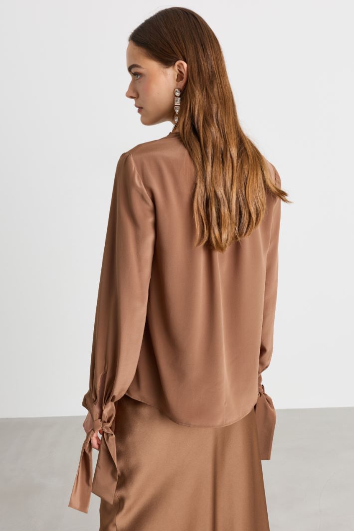 Blusa con polsini a nastro - CAMMELLO - Intrend - 4