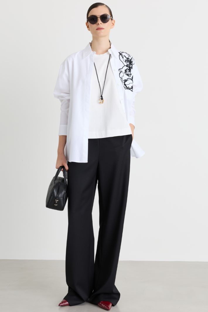 Camicia ampia con ricamo - BIANCO - Intrend