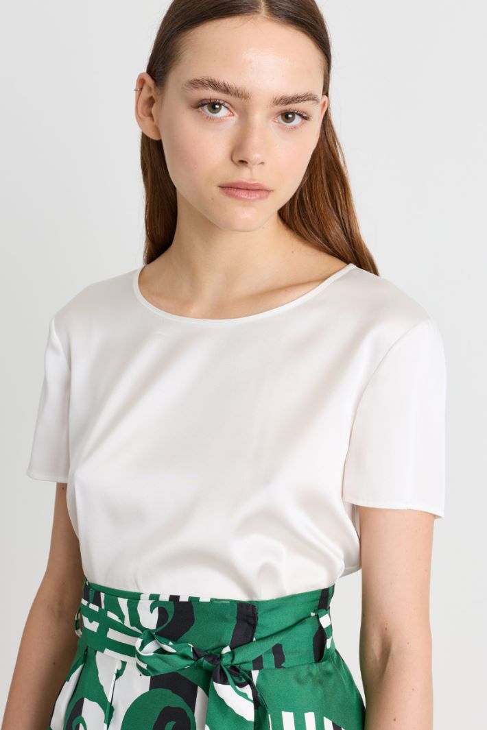 Top in raso di seta stretch - BIANCO - Intrend - 3