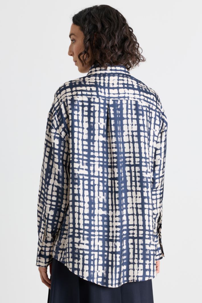 Blusa oversize in twill stampato - BIANCO BLU - Intrend - 4