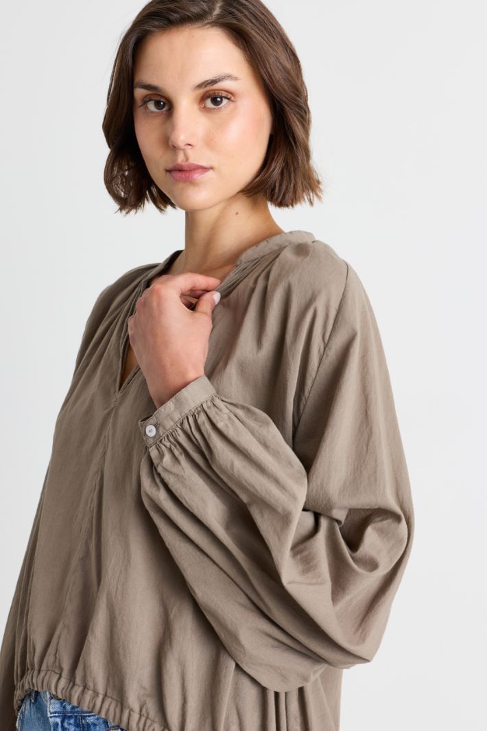 Blusa con fondo tondo a coulisse - BEIGE - Intrend - 3