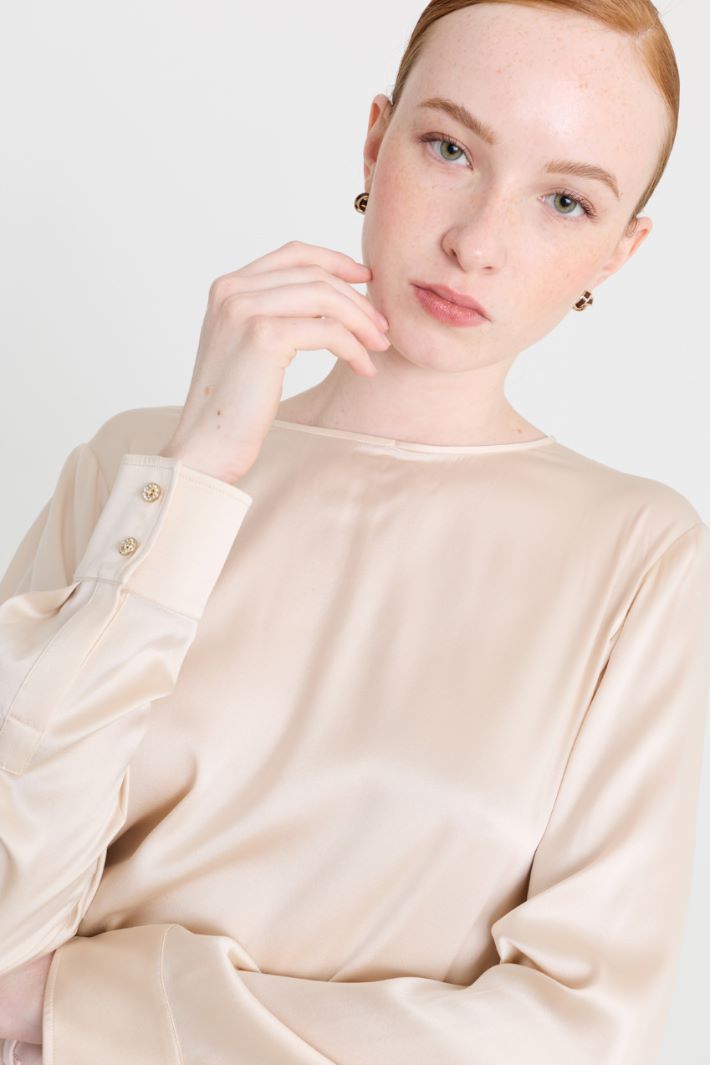 Blusa in raso con piccoli spacchi squadrati - ROSA - Intrend - 3