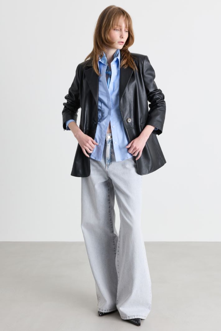 Slim-Fit Oxfordhemd mit Abnähern - HIMMELBLAU - Intrend