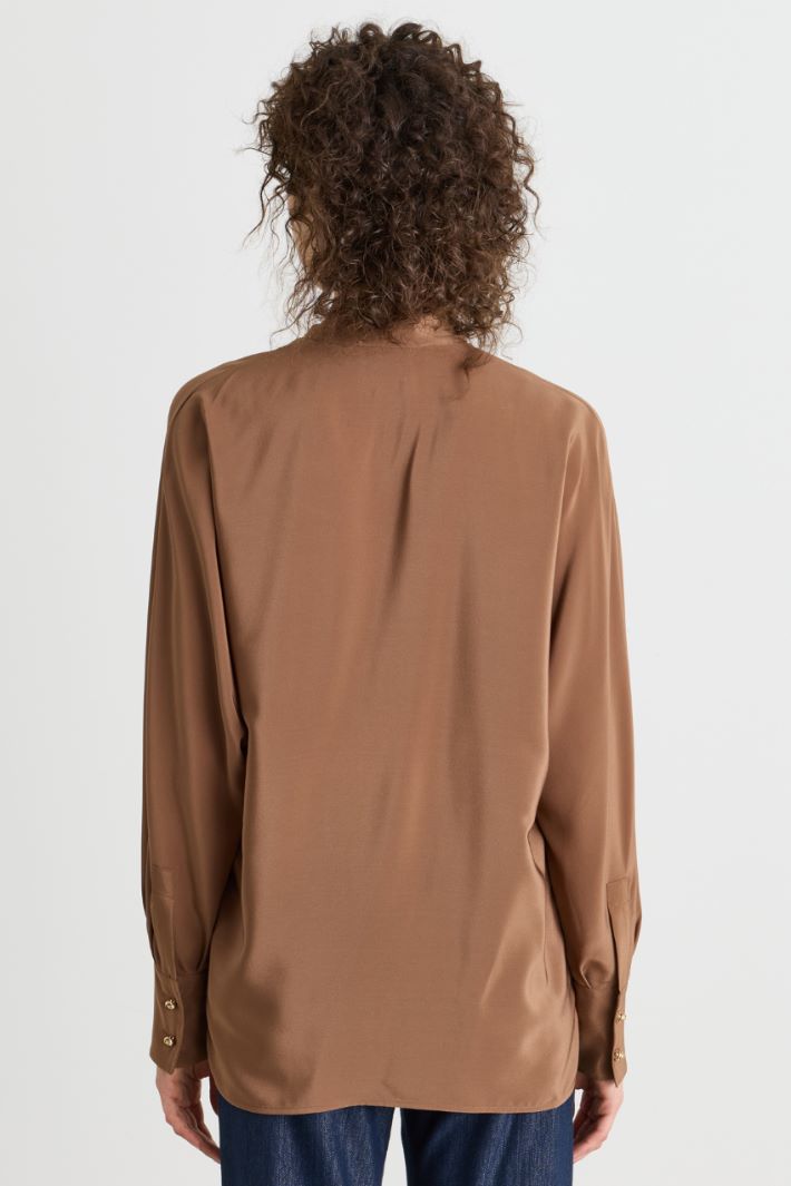 Blusa in crepe de chine - MARRONE - Intrend - 4