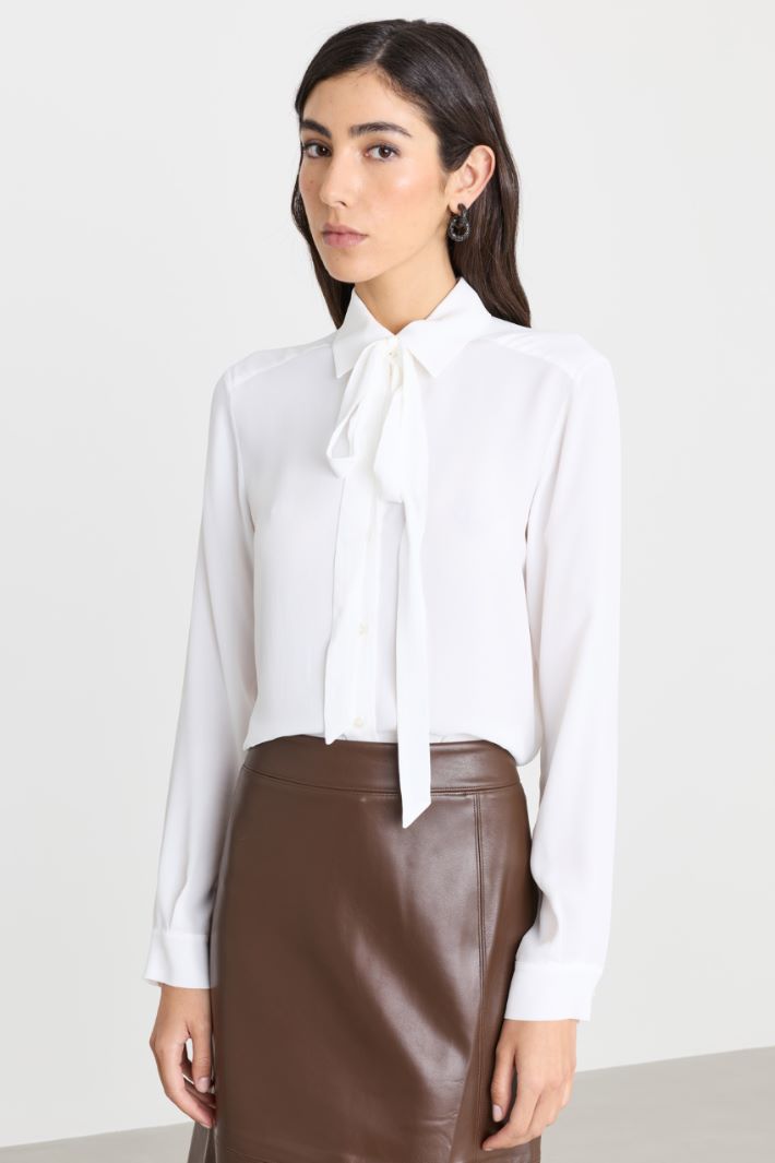 Blusa in crepe de chine - BIANCO - Intrend - 2
