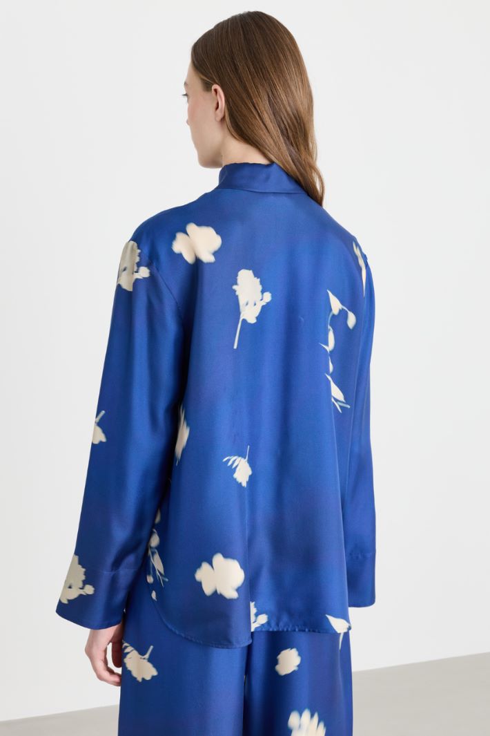 Blusa in twill di seta stampata - BLU BIANCO - Intrend - 4