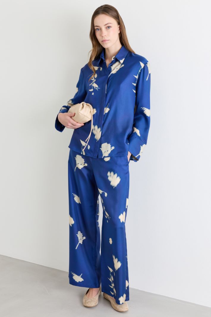 Blusa in twill di seta stampata - BLU BIANCO - Intrend