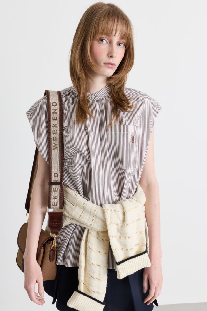Camicia smanicata con stemma - BIANCO BORDEAUX - Intrend - 2