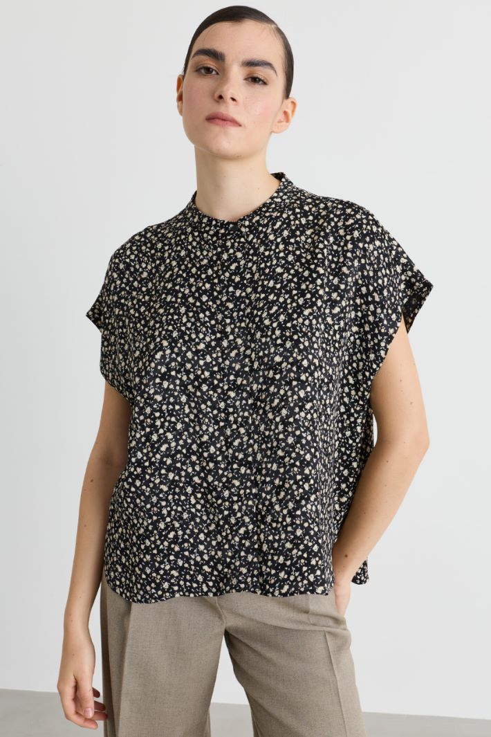 Blusa jacquard a micro fiori - NERO - Intrend - 2