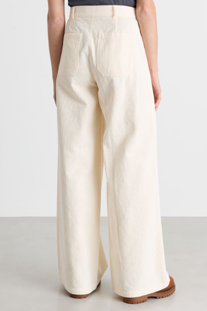 Pantalone ampio in velluto a coste - BIANCO - Intrend - 4
