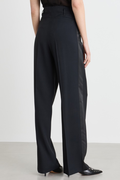 Pantalone smoking fluido