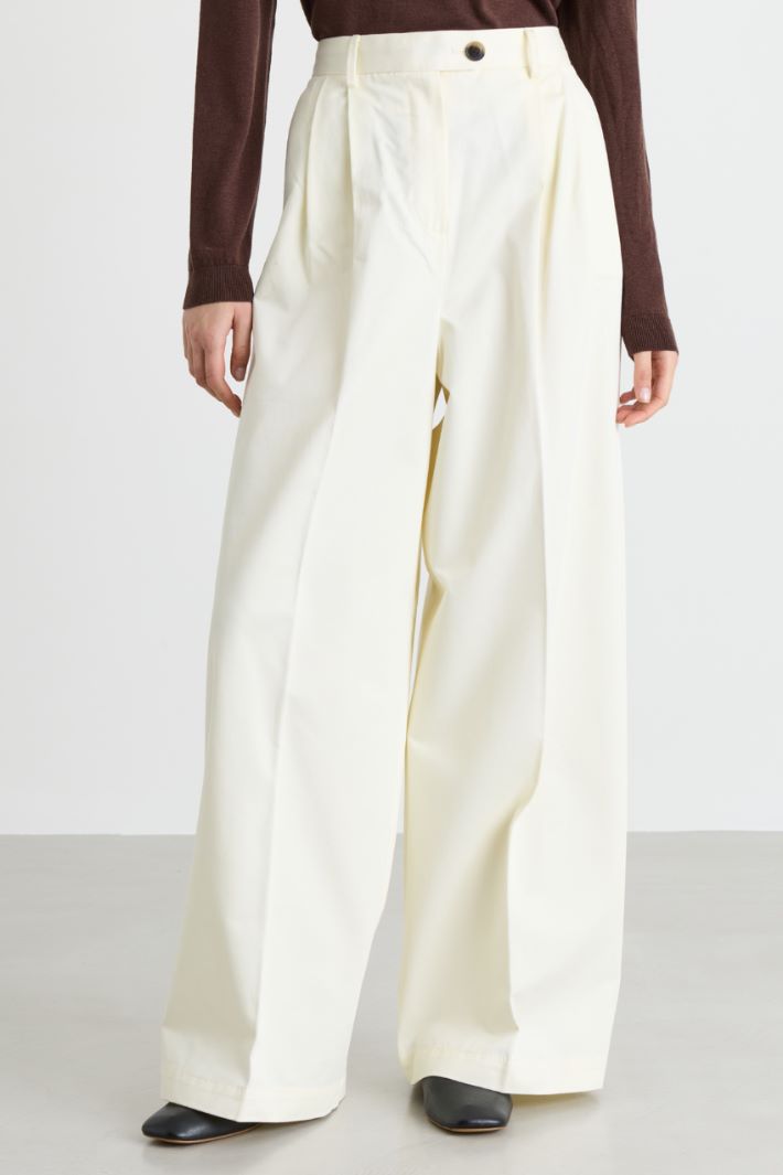 Wide-leg gabardine trousers - WHITE - Intrend - 2