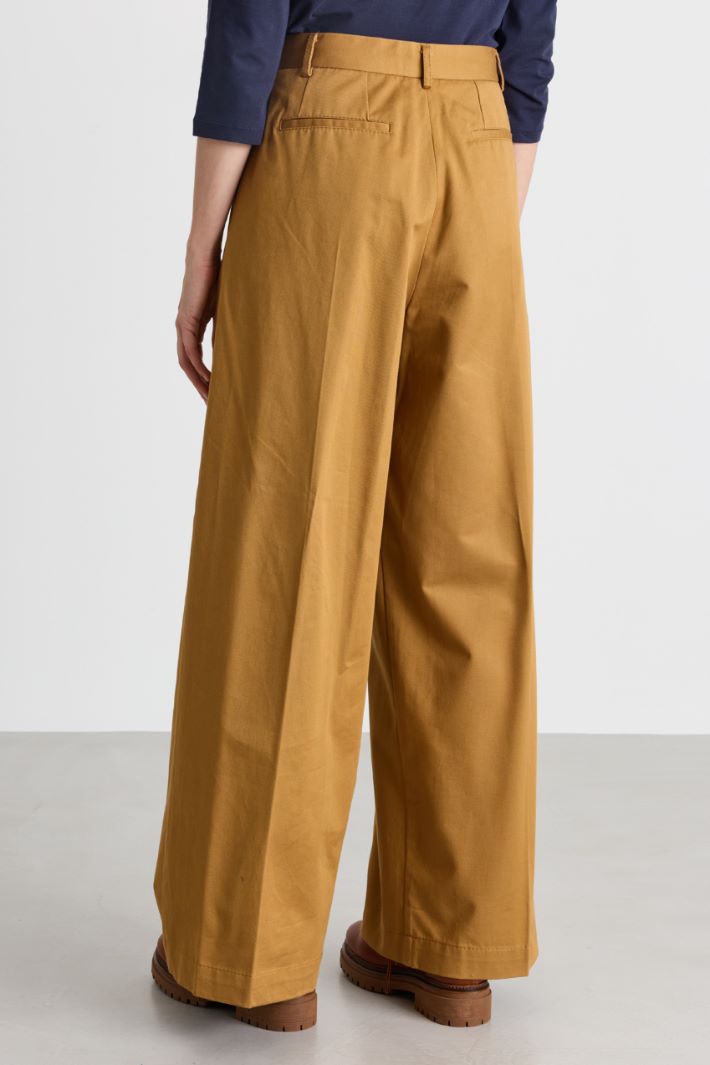Wide-leg gabardine trousers - BROWN - Intrend - 4