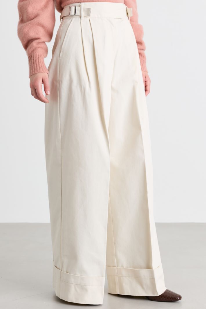 Wide-leg gabardine trousers - WHITE - Intrend - 2