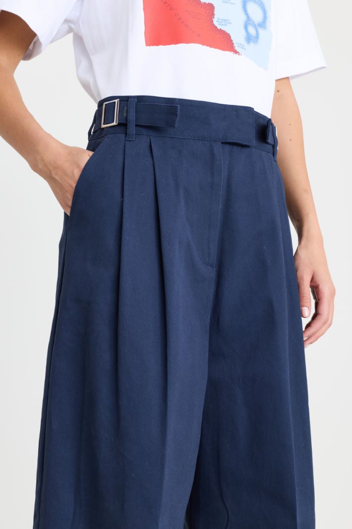 Wide-leg gabardine trousers - BLUE - Intrend - 3