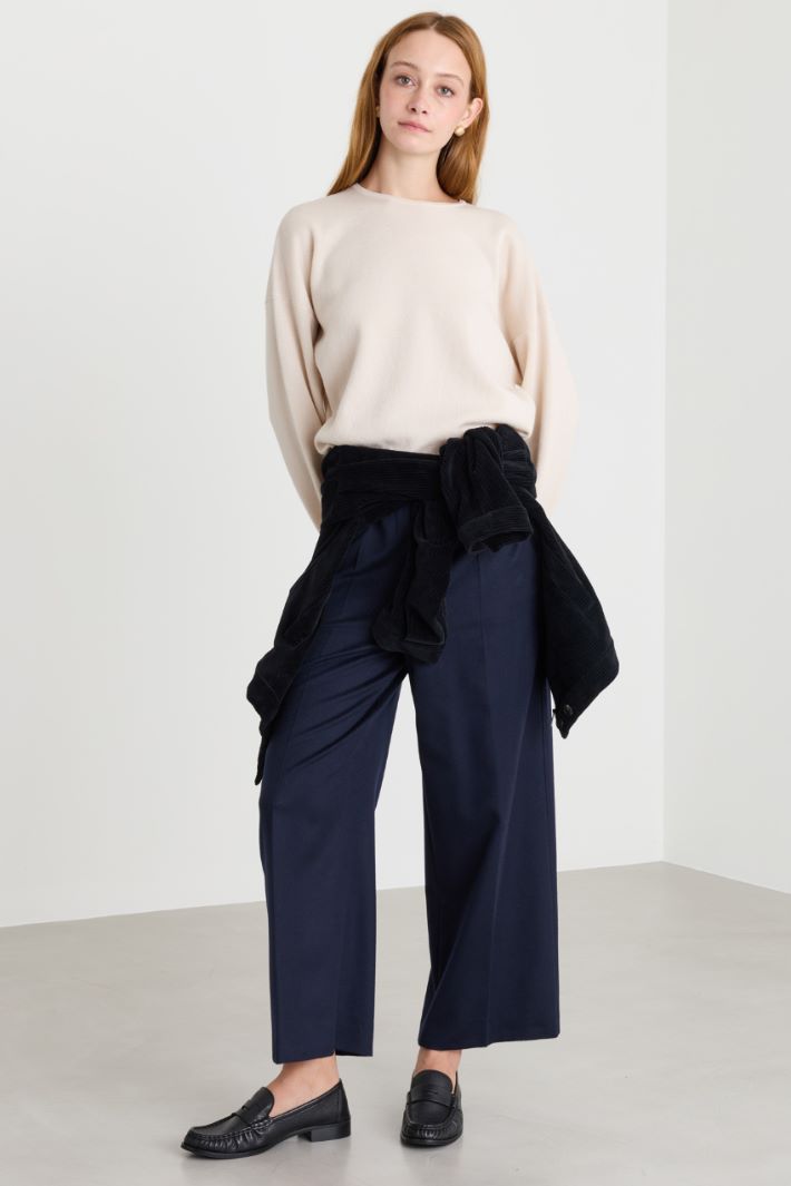 Wide-fit cropped trousers - BLUE - Intrend