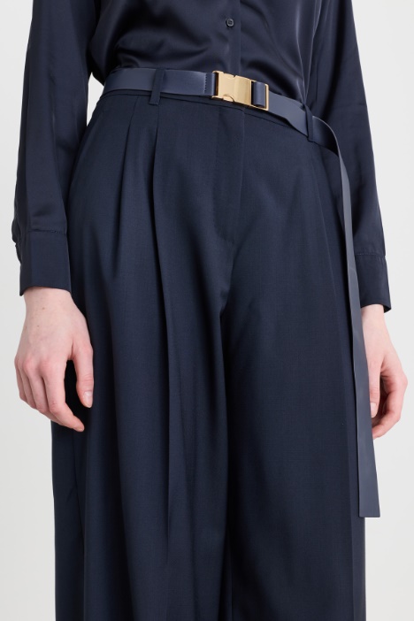 Pantalone con cintura lunga in tessuto spalmato