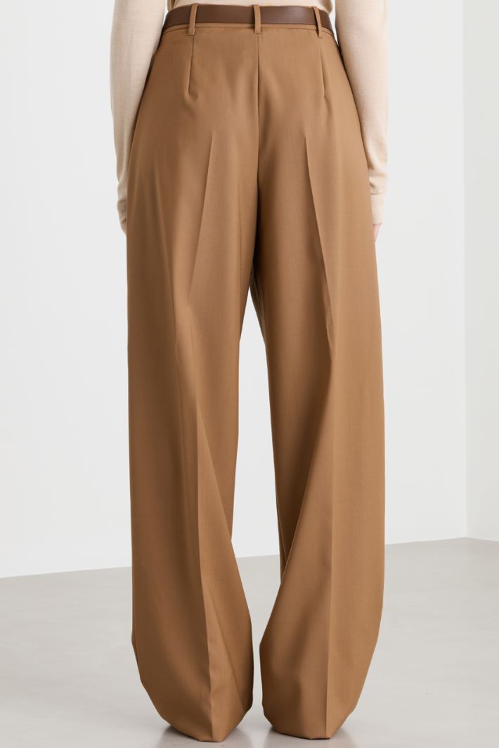 Wide-leg wool trousers with a long coated-fabric belt - CAMEL - Intrend - 4