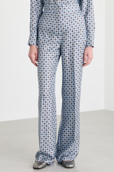 Pantalone in twill di pura seta stampata