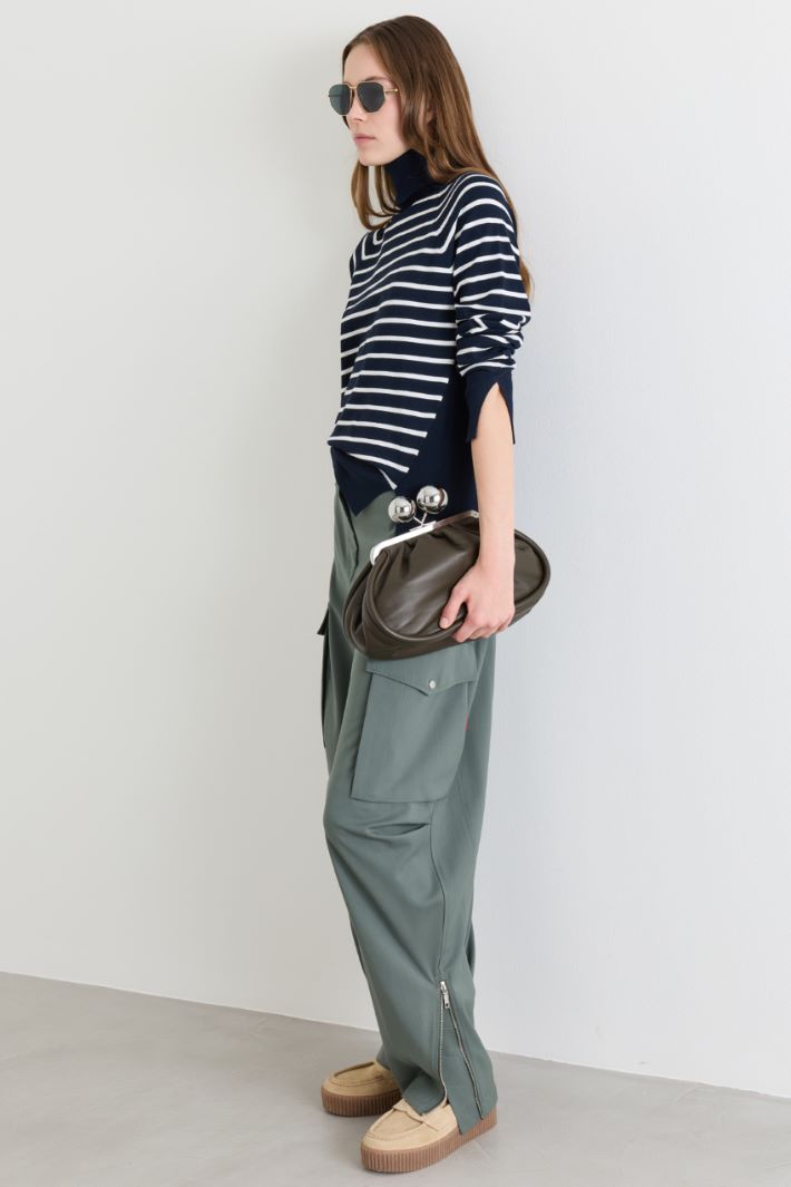 Cargo Trousers with Zipped Cuffs - GREEN - Intrend